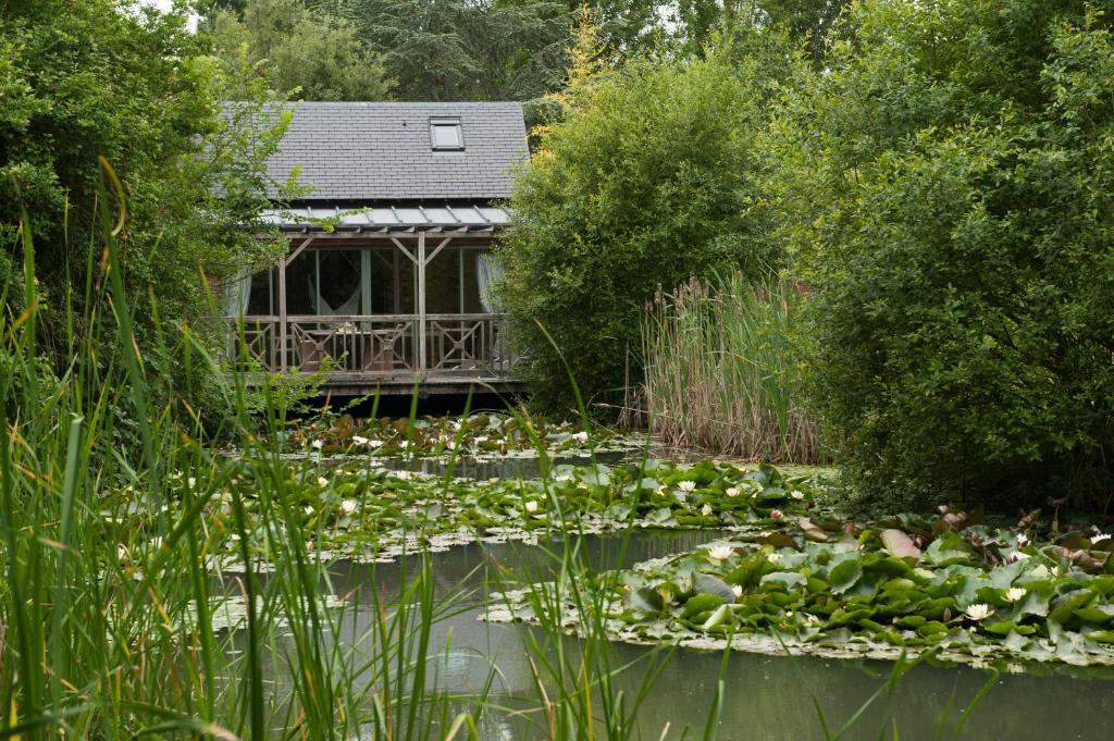 La Ferme de L'Oudon&SPA Berville  Chambre photo